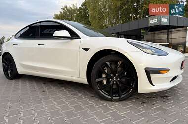 Седан Tesla Model 3 2019 в 