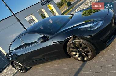 Седан Tesla Model 3 2019 в 