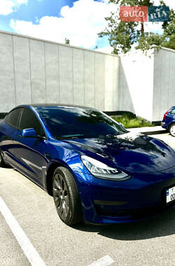 Седан Tesla Model 3 2019 в Киеве