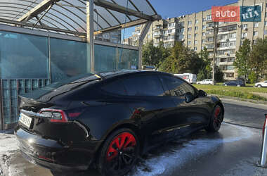 Седан Tesla Model 3 2021 в Львове