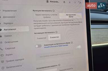 Седан Tesla Model 3 2018 в 