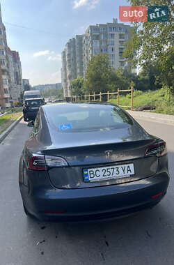 Седан Tesla Model 3 2019 в 