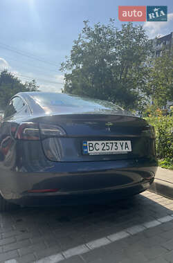 Седан Tesla Model 3 2019 в 