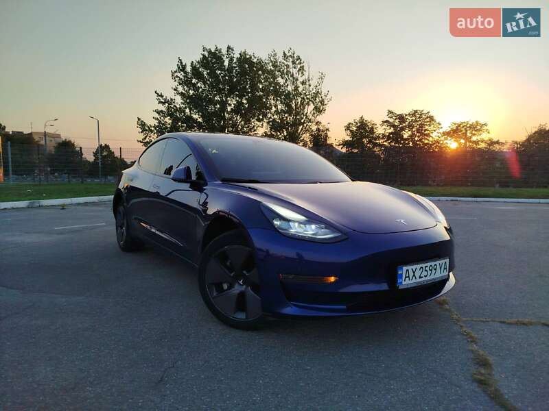 Седан Tesla Model 3 2021 в Харькове