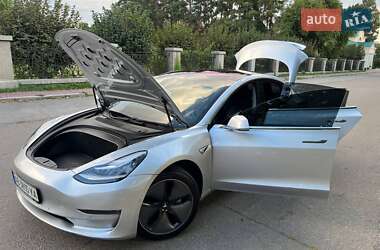 Седан Tesla Model 3 2018 в 