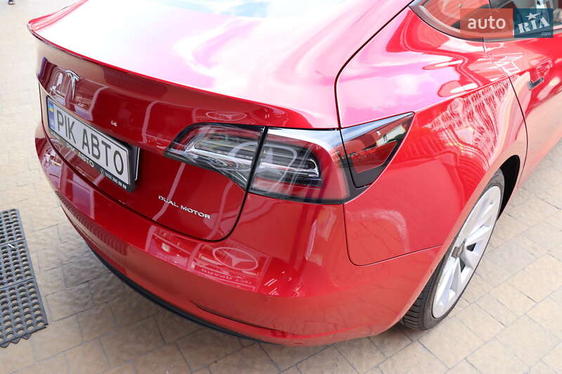 Седан Tesla Model 3 2022 в Львове фото 10 Седан Tesla Model 3 2022 в Львове