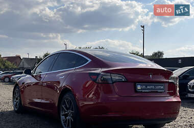 Седан Tesla Model 3 2020 в 