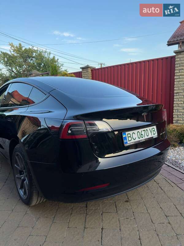 Седан Tesla Model 3 2021 в Львове фото 10 Седан Tesla Model 3 2021 в Львове