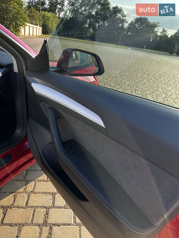 Седан Tesla Model 3 2022 в Одесі