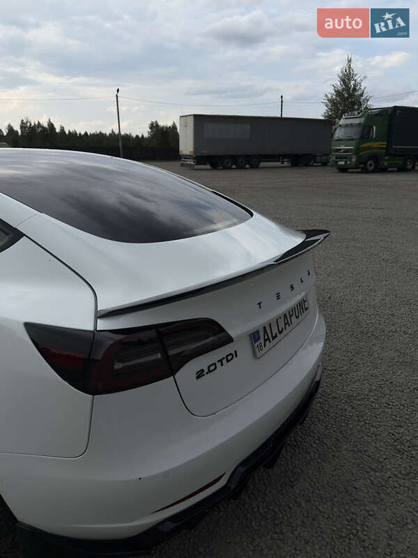Седан Tesla Model 3 2022 в Ровно фото 7 Седан Tesla Model 3 2022 в Ровно
