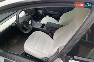 Седан Tesla Model 3 2021 в Одессе