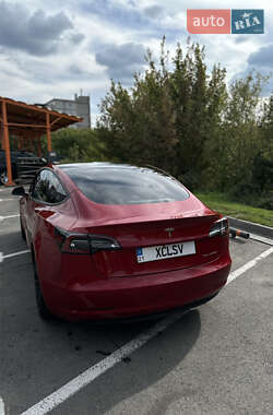 Седан Tesla Model 3 2019 в 