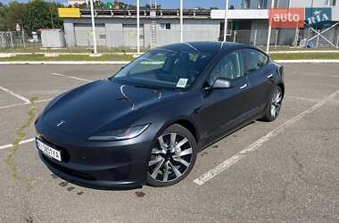 Седан Tesla Model 3 2024 в Киеве