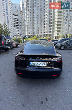 Седан Tesla Model 3 2019 в 