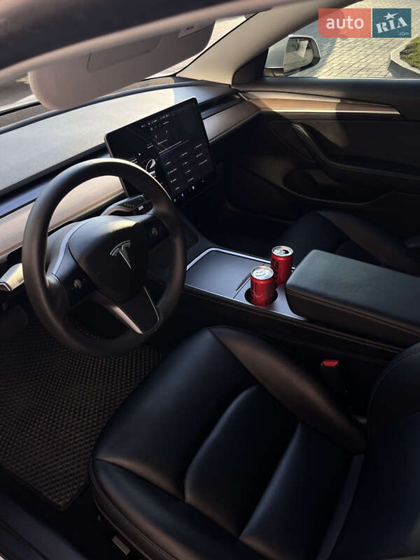 Седан Tesla Model 3 2021 в Днепре фото 9 Седан Tesla Model 3 2021 в Днепре