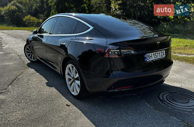 Седан Tesla Model 3 2018 в 