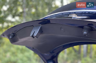Седан Tesla Model 3 2021 в Киеве