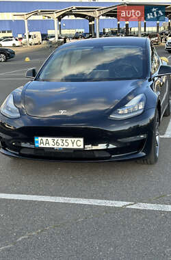 Седан Tesla Model 3 2018 в 