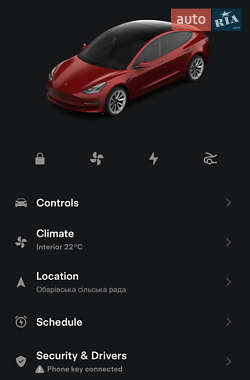 Седан Tesla Model 3 2022 в 