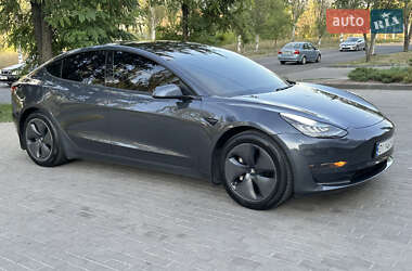 Седан Tesla Model 3 2018 в 