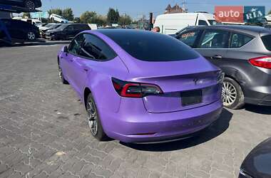 Седан Tesla Model 3 2020 в 