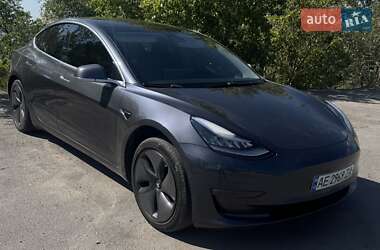 Седан Tesla Model 3 2018 в 