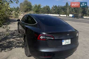 Седан Tesla Model 3 2018 в 