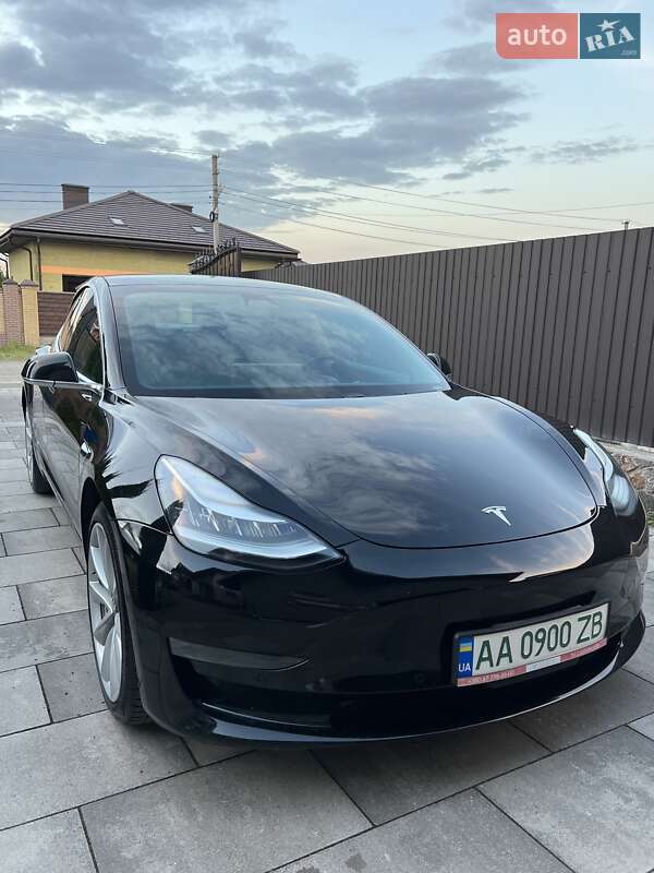 Седан Tesla Model 3 2020 в Киеве фото 2 Седан Tesla Model 3 2020 в Киеве