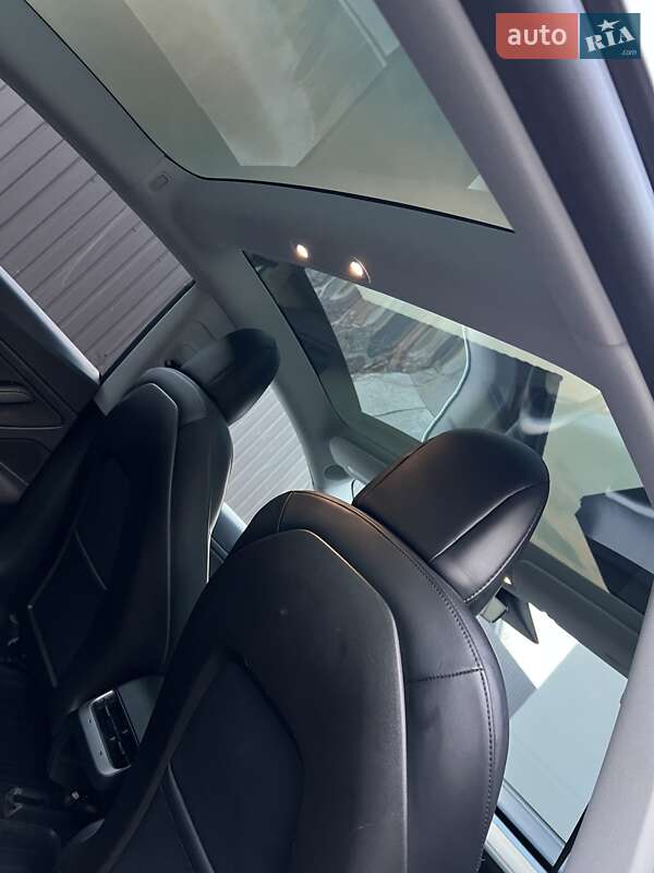 Седан Tesla Model 3 2020 в Киеве фото 8 Седан Tesla Model 3 2020 в Киеве