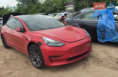 Седан Tesla Model 3 2021 в Львові