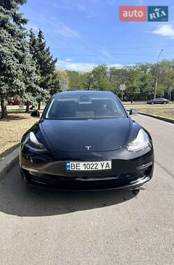 Седан Tesla Model 3 2019 в 
