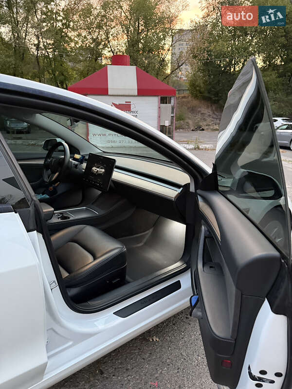 Седан Tesla Model 3 2022 в Днепре фото 10 Седан Tesla Model 3 2022 в Днепре