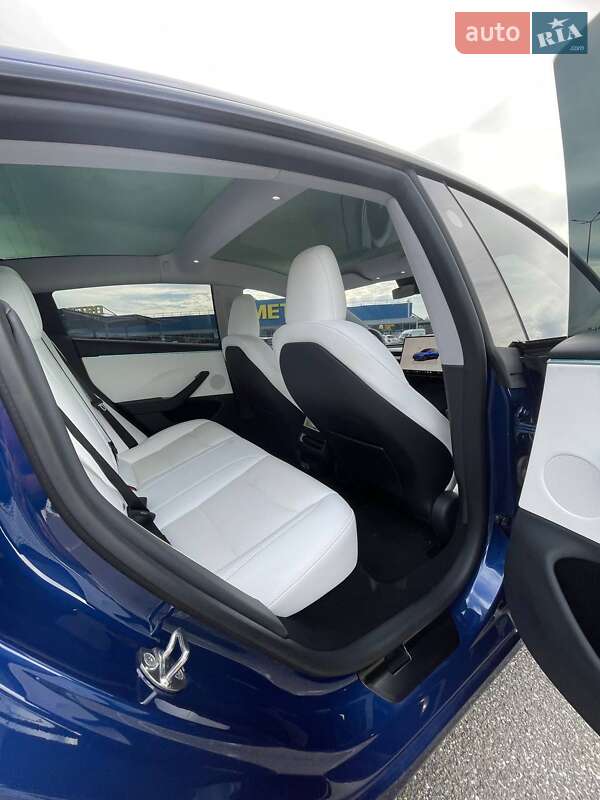 Седан Tesla Model 3 2024 в Киеве фото 15 Седан Tesla Model 3 2024 в Киеве
