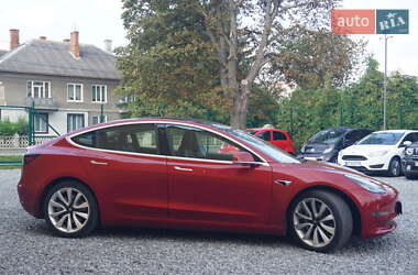 Седан Tesla Model 3 2018 в 