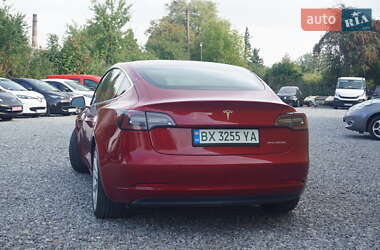 Седан Tesla Model 3 2018 в 