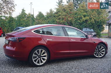 Седан Tesla Model 3 2018 в 