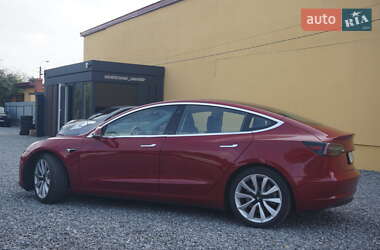 Седан Tesla Model 3 2018 в 