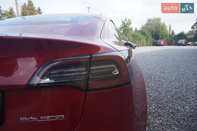 Седан Tesla Model 3 2018 в Самборі фото 22 Седан Tesla Model 3 2018 в Самборі