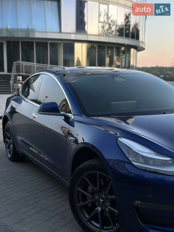 Седан Tesla Model 3 2019 в Запорожье фото 11 Седан Tesla Model 3 2019 в Запорожье