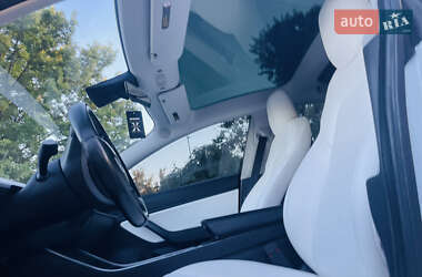 Седан Tesla Model 3 2018 в 