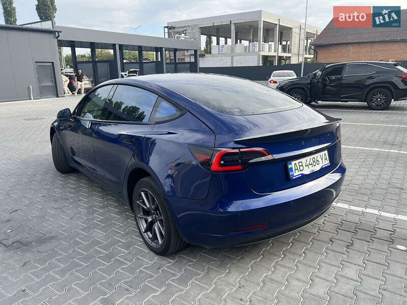 Седан Tesla Model 3 2021 в Вінниці