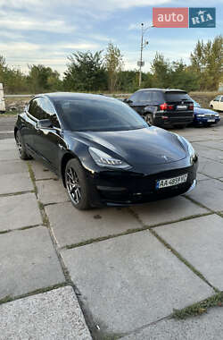 Седан Tesla Model 3 2019 в Києві