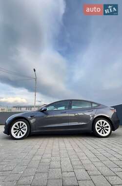 Седан Tesla Model 3 2021 в Хусте