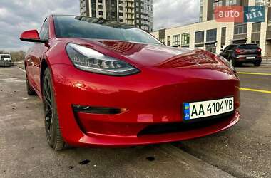 Седан Tesla Model 3 2022 в Львові