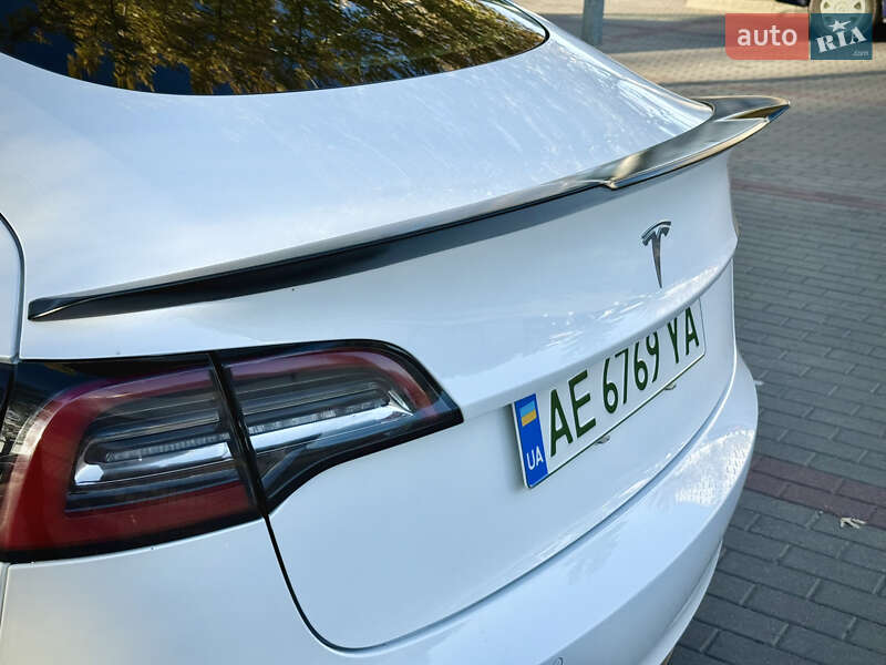 Седан Tesla Model 3 2021 в Днепре фото 14 Седан Tesla Model 3 2021 в Днепре