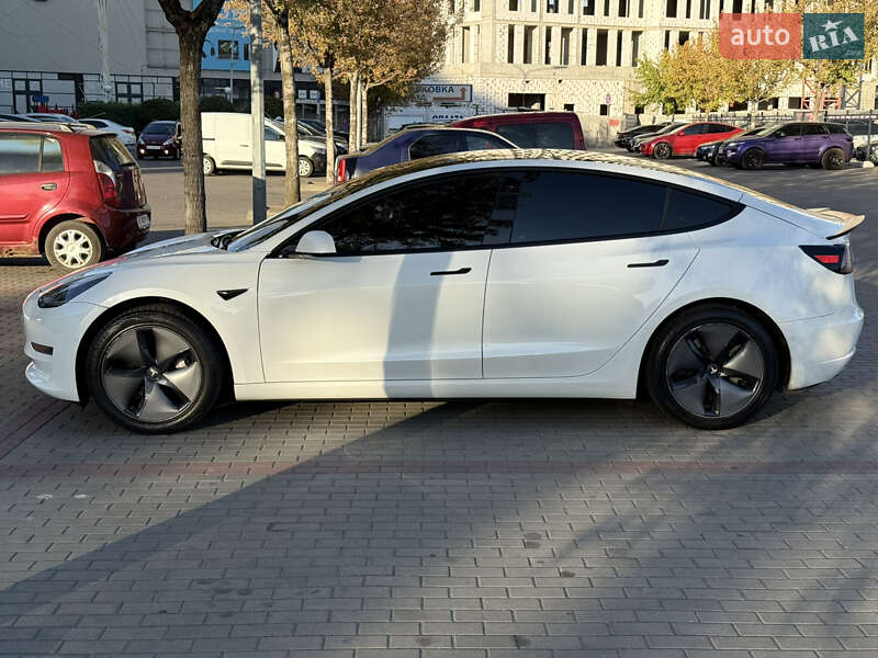 Седан Tesla Model 3 2021 в Днепре фото 13 Седан Tesla Model 3 2021 в Днепре