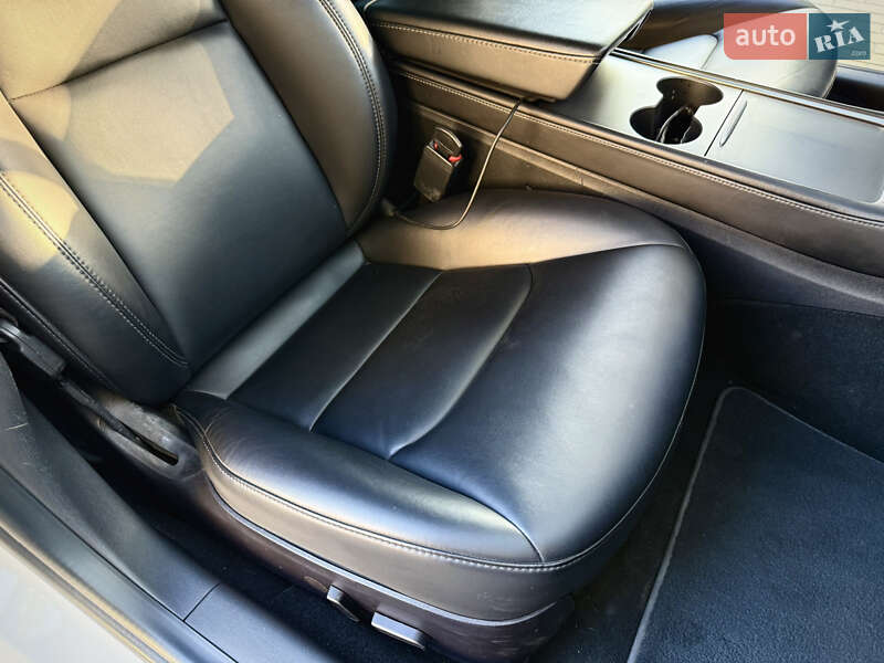 Седан Tesla Model 3 2021 в Днепре фото 22 Седан Tesla Model 3 2021 в Днепре