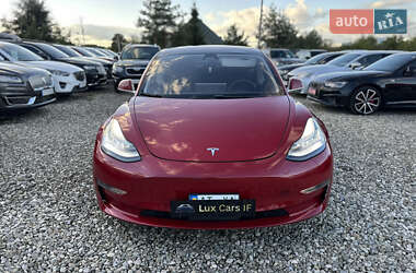 Седан Tesla Model 3 2018 в 