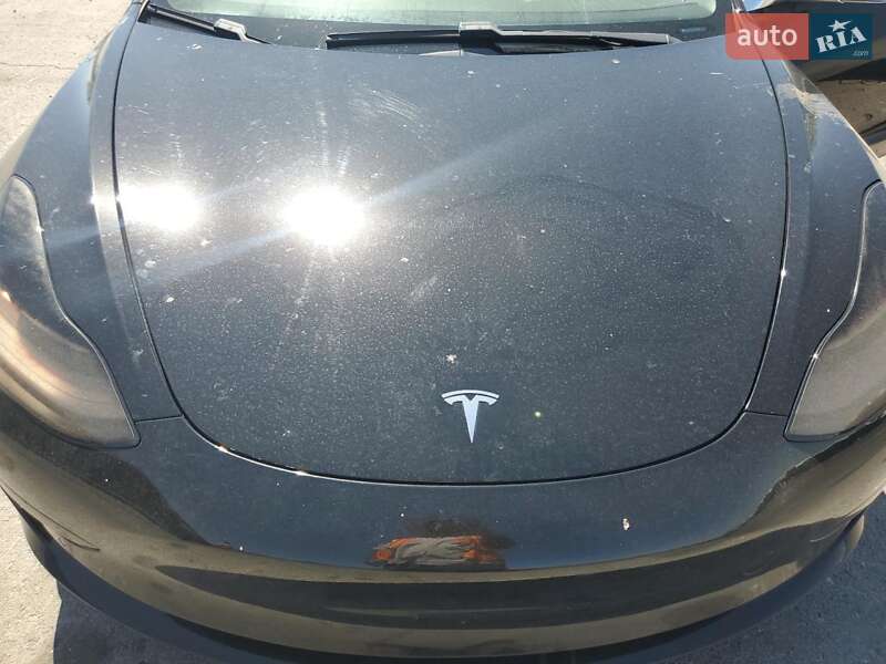 Седан Tesla Model 3 2018 в Луцке