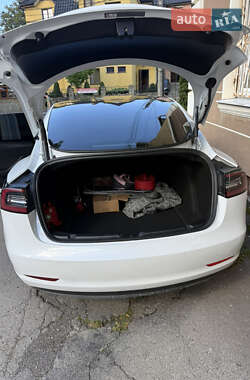 Седан Tesla Model 3 2021 в Трускавці фото 39 Седан Tesla Model 3 2021 в Трускавці